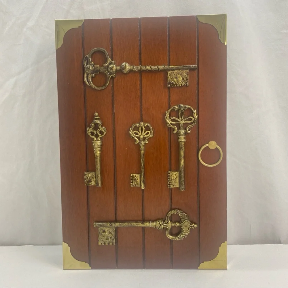 Wooden wall-mounted key holder box decorative brass-finish skeleton keys Vintage